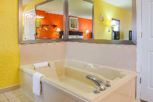 quality inn carthage