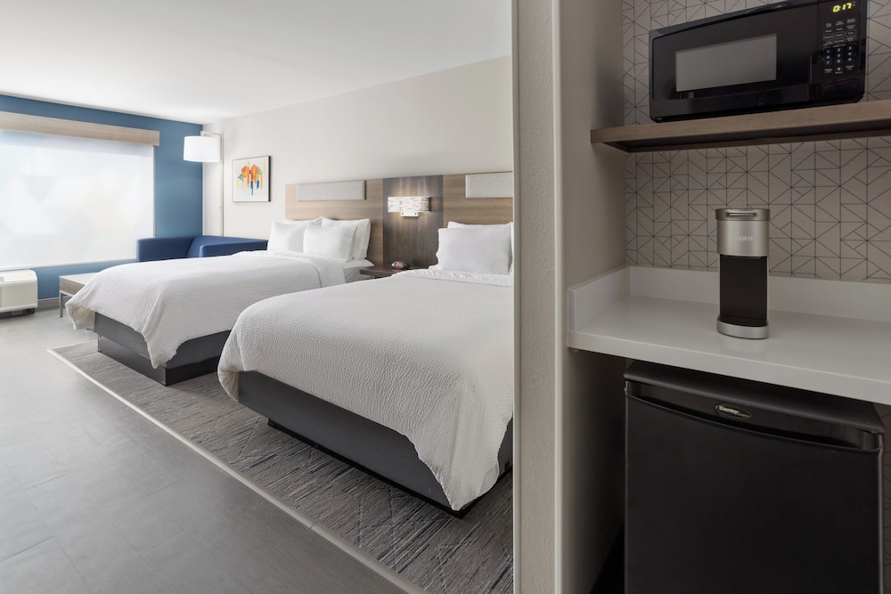 holiday inn express and suites waynesboro east an ihg hotel