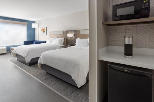 holiday inn express and suites waynesboro east an ihg hotel