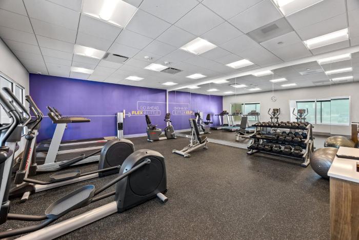 holiday inn express and suites marinette