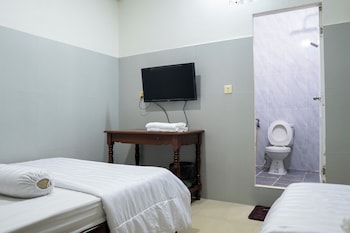 empire house phnom penh