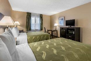 quality inn and suites des moines merle hay road
