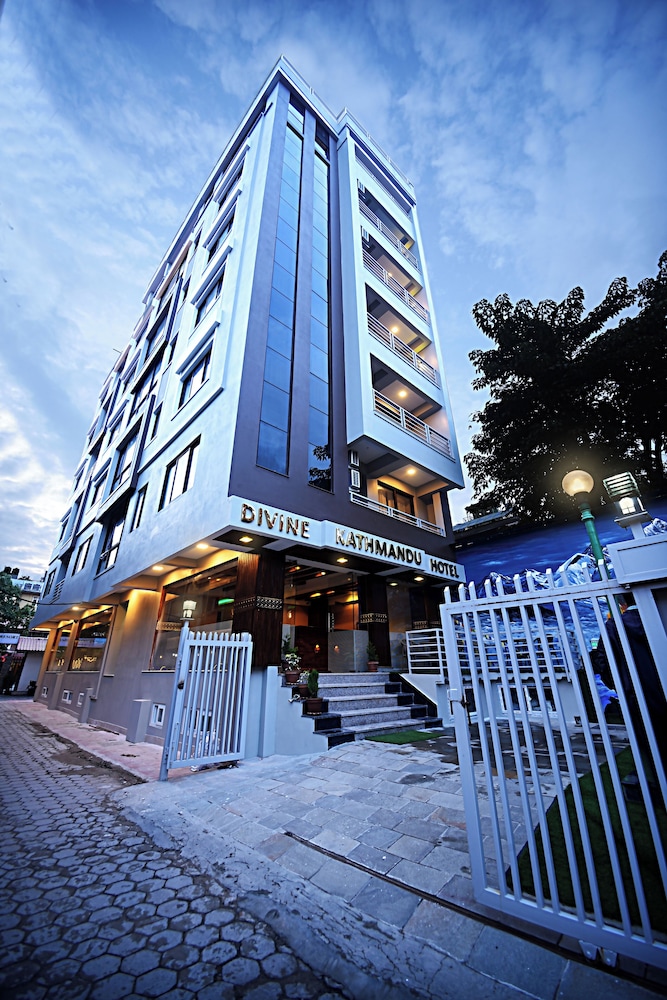 divine kathmandu hotel