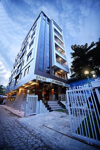 Divine Kathmandu Hotel,Thamel>>Kathmandu,3 star