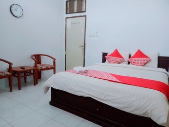 oyo 92561 excellent kost