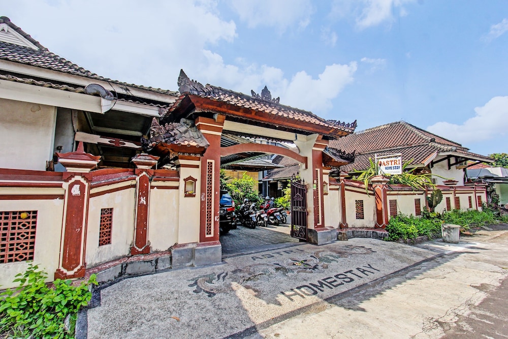 oyo 92560 astri homestay