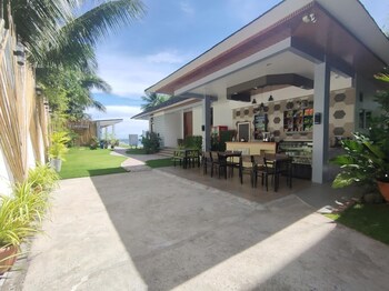 sea horizon resort