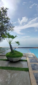 sea horizon resort