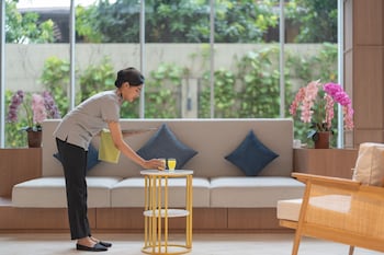 the capital hotel surabaya