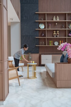 the capital hotel surabaya