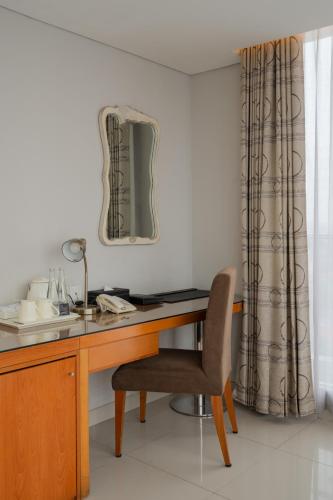 the capital hotel surabaya