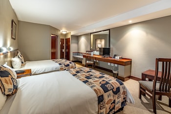 african sky hotels pine lake inn