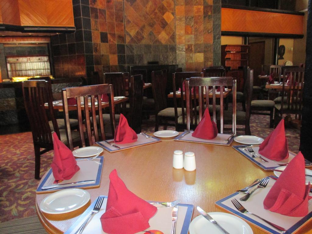 african sky hotels pine lake inn