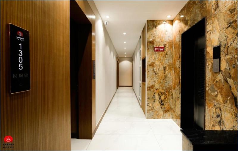 lakhey hotel
