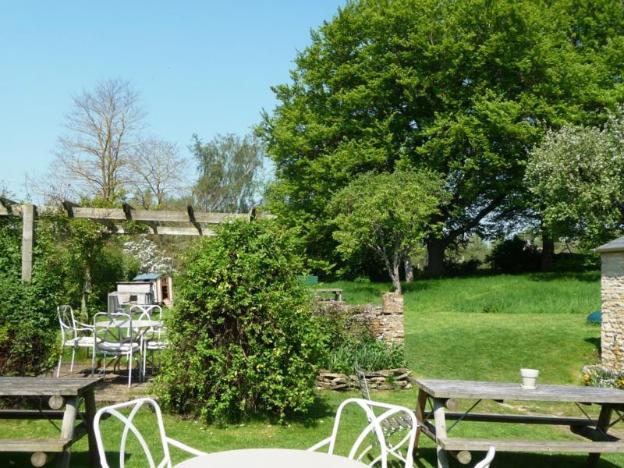 the swan inn swinbrook