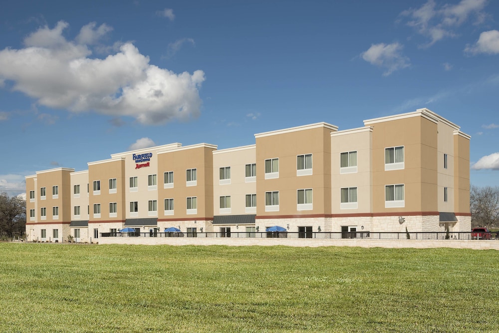 fairfield inn and suites fredericksburg