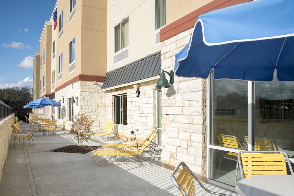 fairfield inn and suites fredericksburg