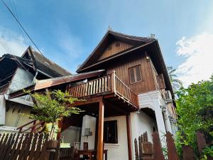 villa phonethip mekong riverside
