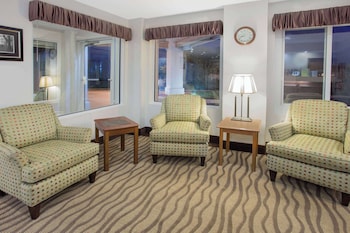 Baymont By Wyndham Freeport,Lanark>>Freeport,3 star
