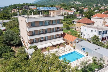 villa la vida