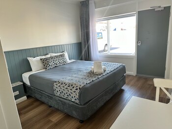 surf beach motel newcastle