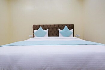 hotel mannat bhera enclave