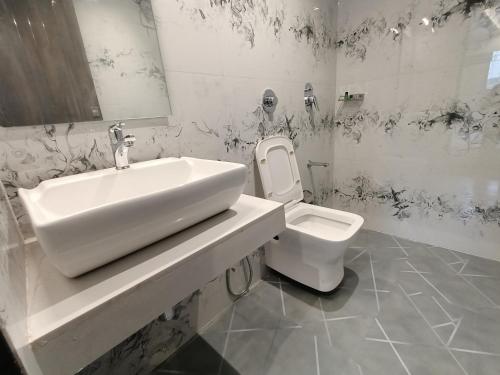 hotel classio andheri