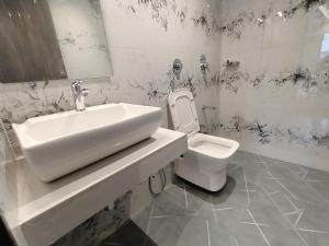 hotel classio andheri