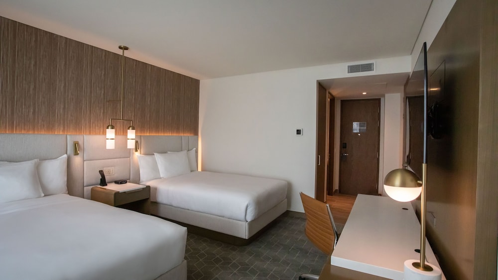 courtyard by marriott santo domingo piantini