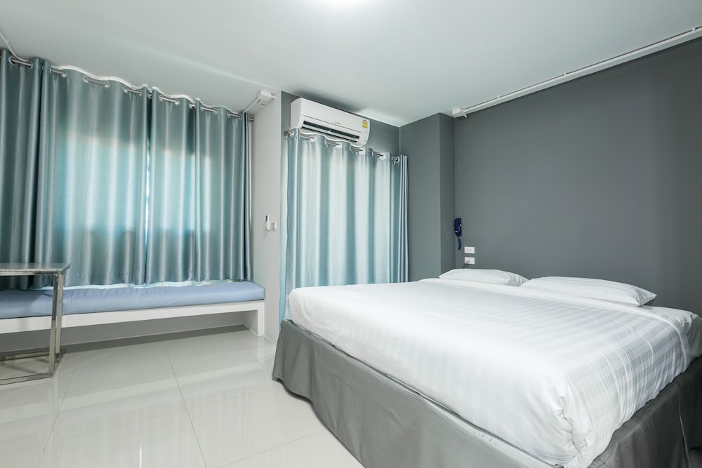 siam rama 9 hotel