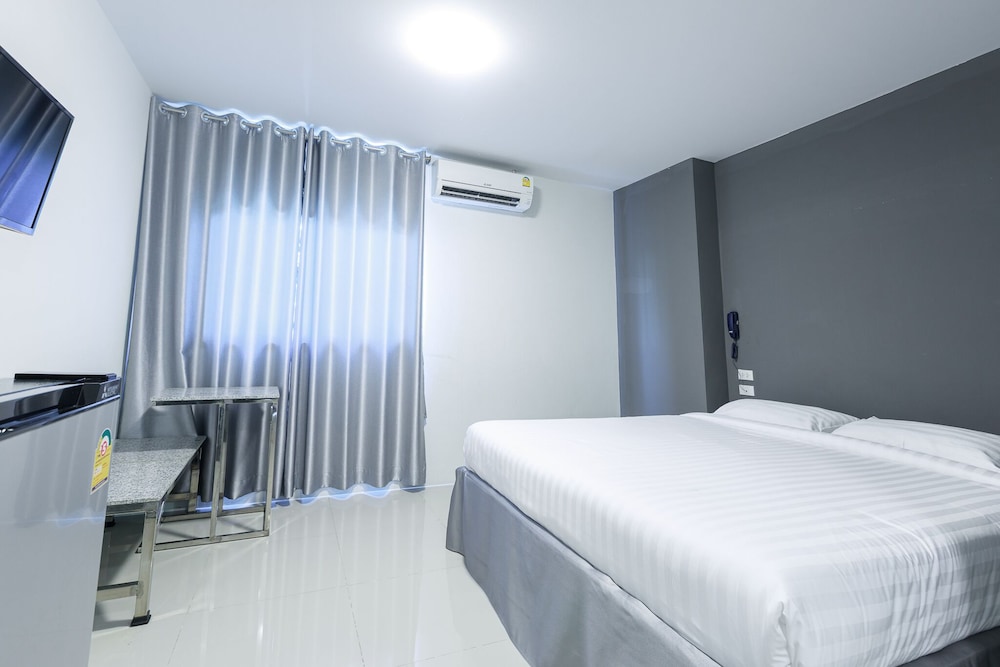 siam rama 9 hotel