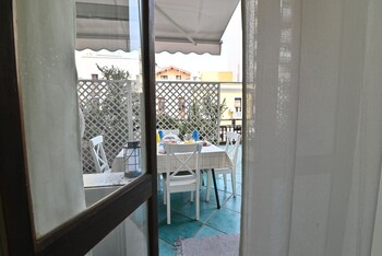 izzhome holiday terrace