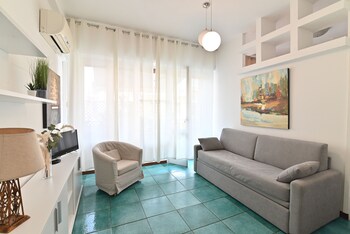 izzhome holiday terrace