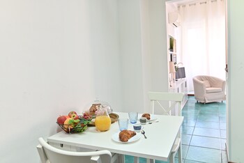 izzhome holiday terrace
