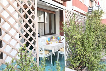 izzhome holiday terrace