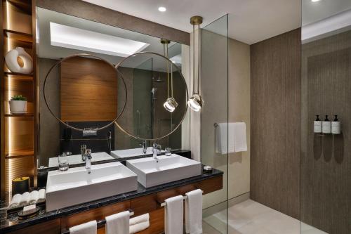 conrad bahrain financial harbour