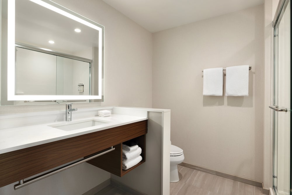 holiday inn express cape canaveral an ihg hotel