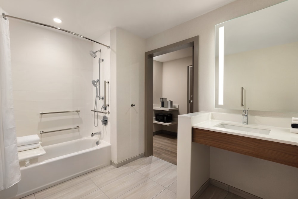 holiday inn express cape canaveral an ihg hotel