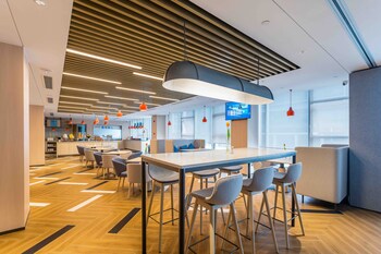 holiday inn express hangzhou airport an ihg hotel