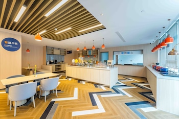 holiday inn express hangzhou airport an ihg hotel