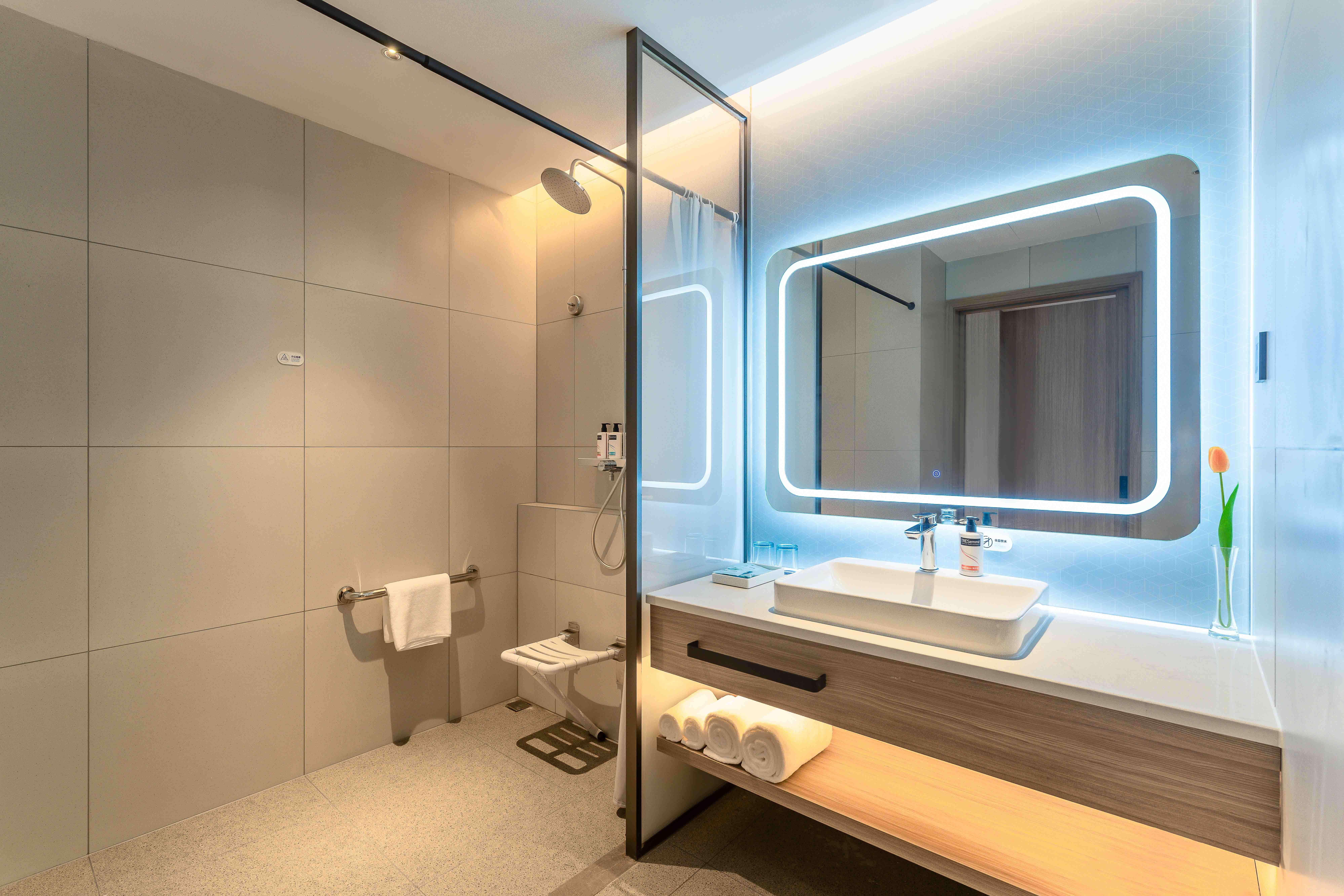 holiday inn express hangzhou airport an ihg hotel