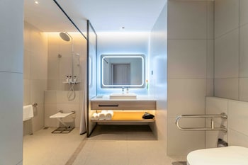 Holiday Inn Express Hangzhou Airport, An Ihg Hotel,China>>Hangzhou,2.5 star