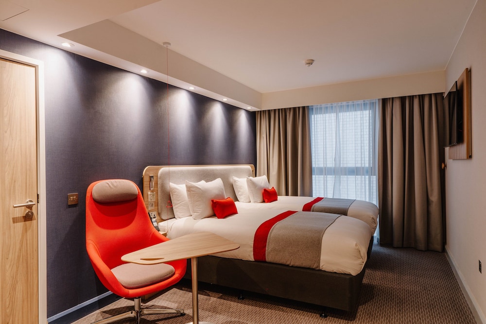 holiday inn express liverpool central an ihg hotel