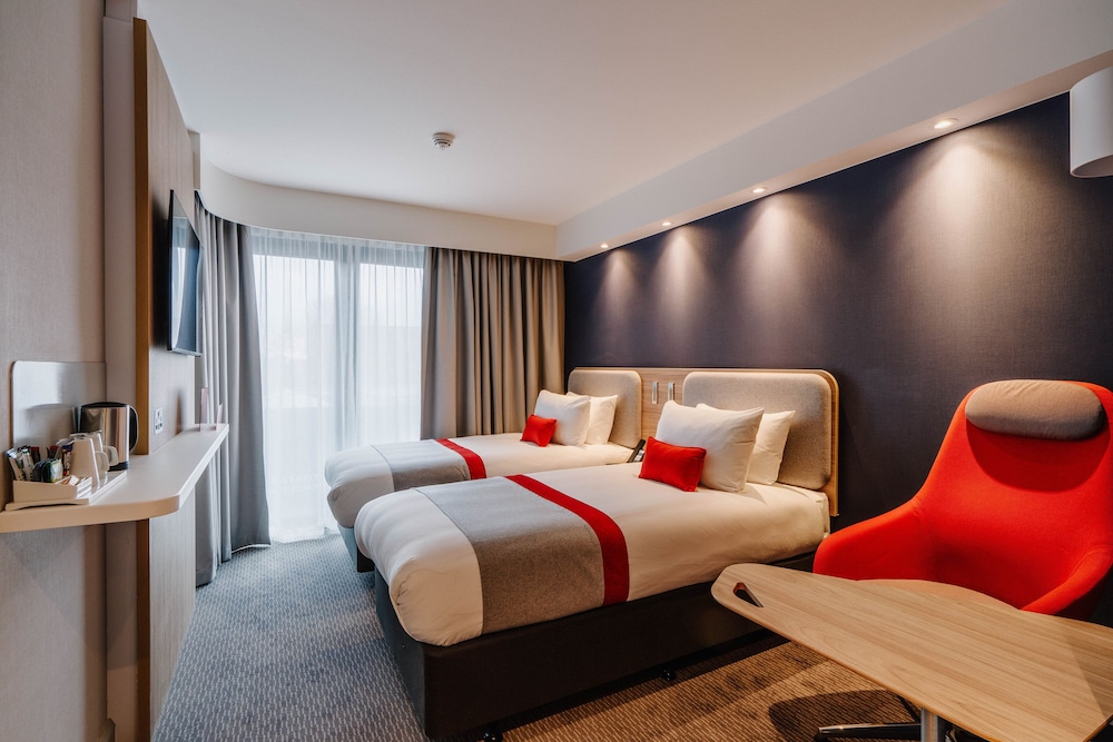 holiday inn express liverpool central an ihg hotel