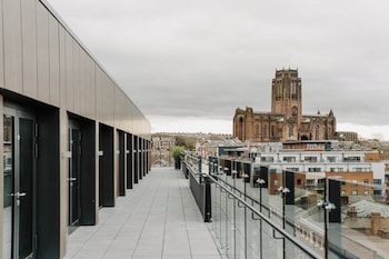 holiday inn express liverpool central an ihg hotel