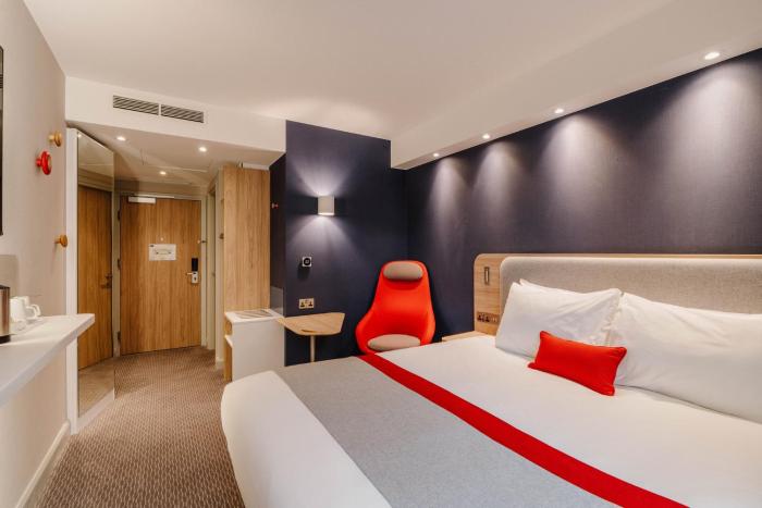 holiday inn express liverpool central an ihg hotel