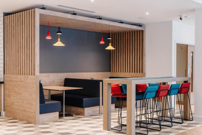 holiday inn express liverpool central an ihg hotel