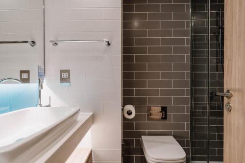 holiday inn express liverpool central an ihg hotel