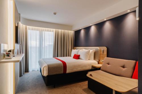 holiday inn express liverpool central an ihg hotel