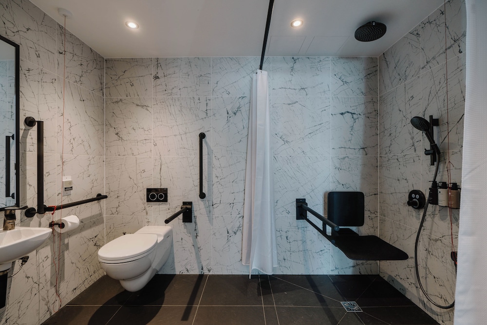 the halyard liverpool vignette collection an ihg hotel
